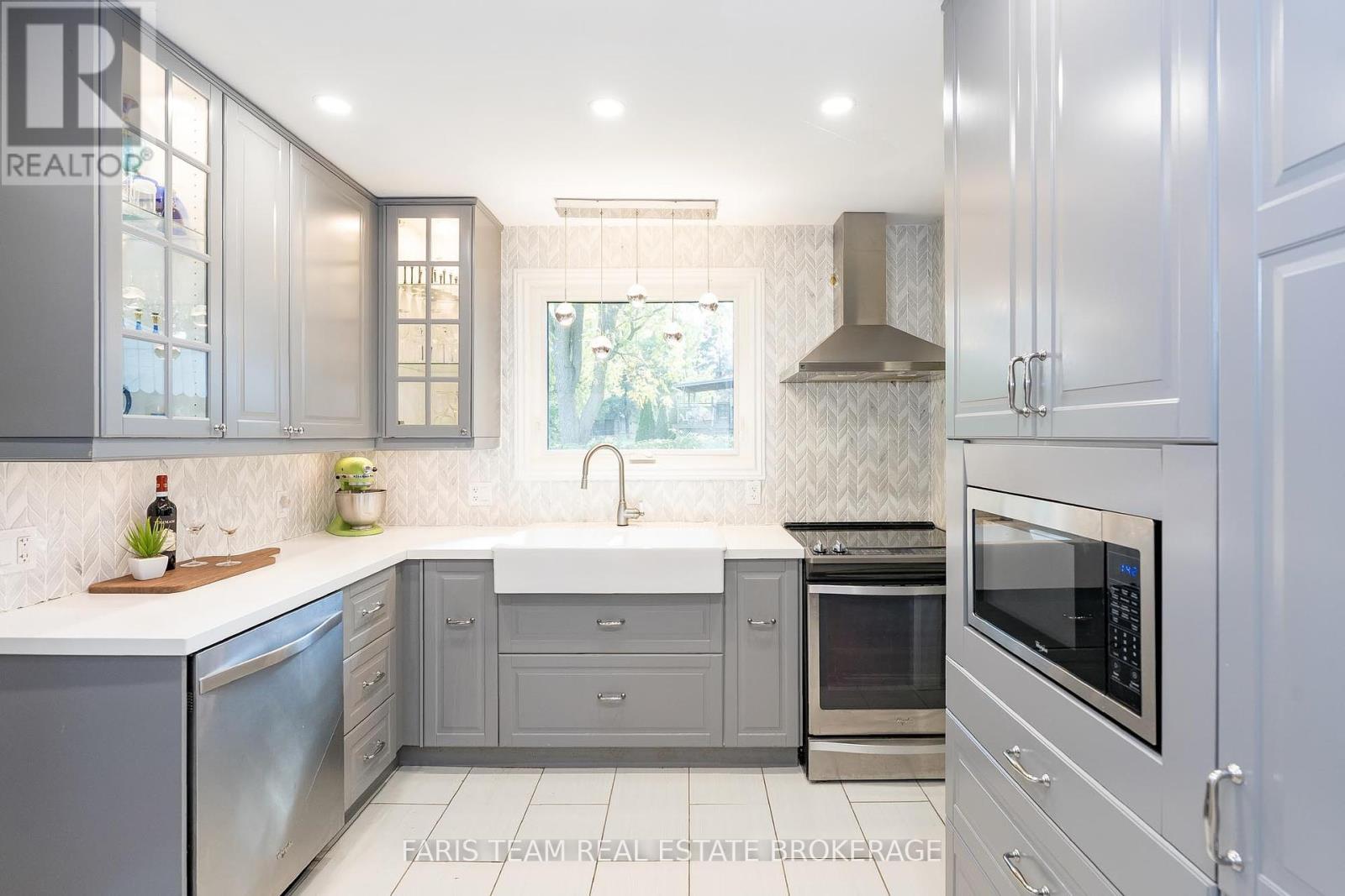 Single Family House for Sale in  JAMIESON DRIVE Adjala-Tosorontio (Rosemont) 