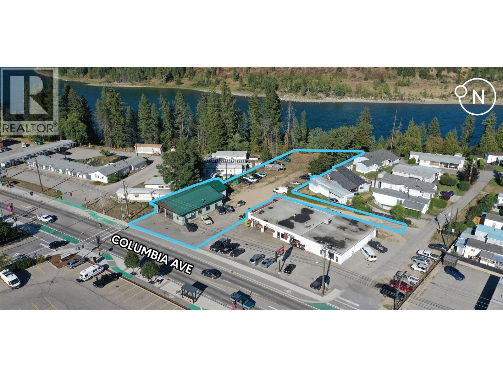  1501 COLUMBIA Avenue, Castlegar