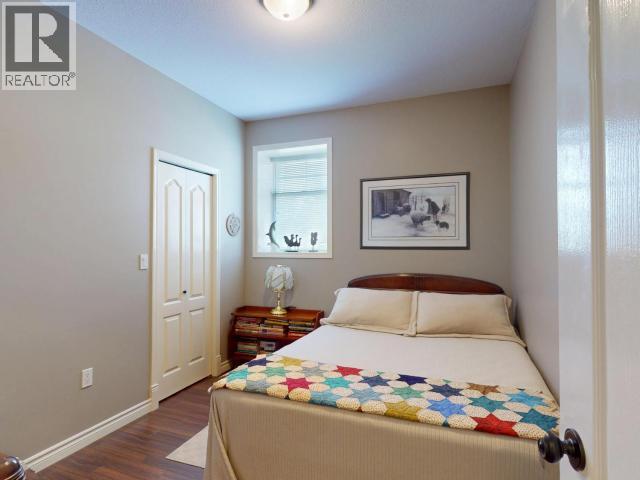 7224 TOBA STREET, Powell River