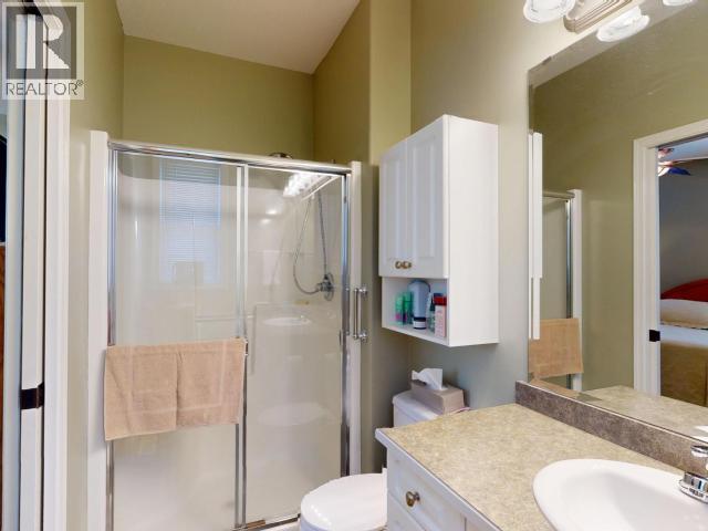 7224 TOBA STREET, Powell River
