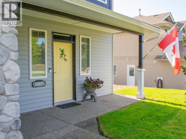 7224 TOBA STREET, Powell River