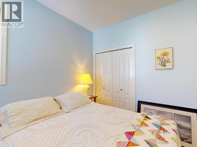 7224 TOBA STREET, Powell River