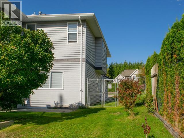 7224 TOBA STREET, Powell River