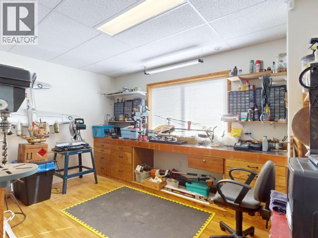 7224 TOBA STREET, Powell River