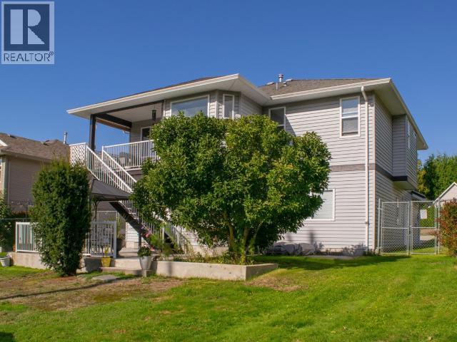 7224 TOBA STREET, Powell River