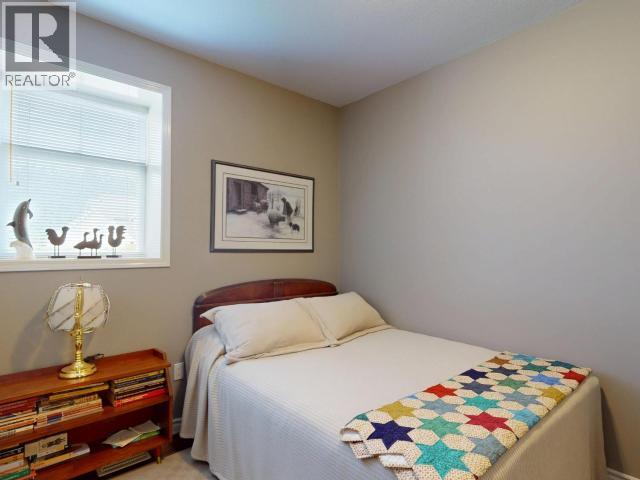 7224 TOBA STREET, Powell River