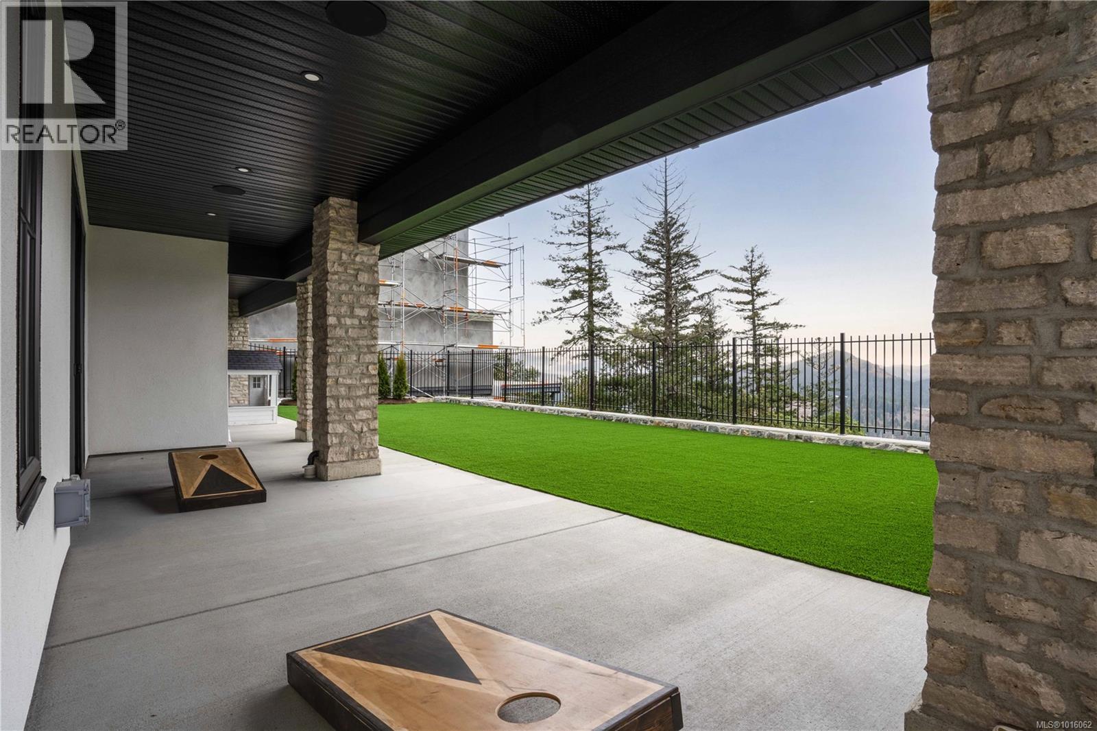  1416 Pinehurst Place, Langford