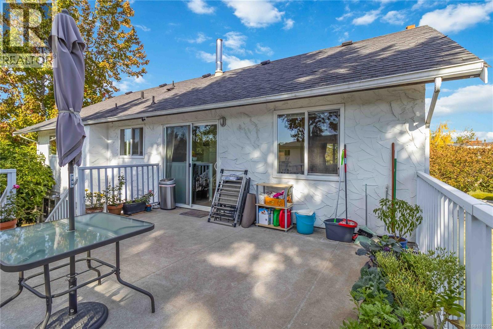  1817 Hartwood Place, Saanich