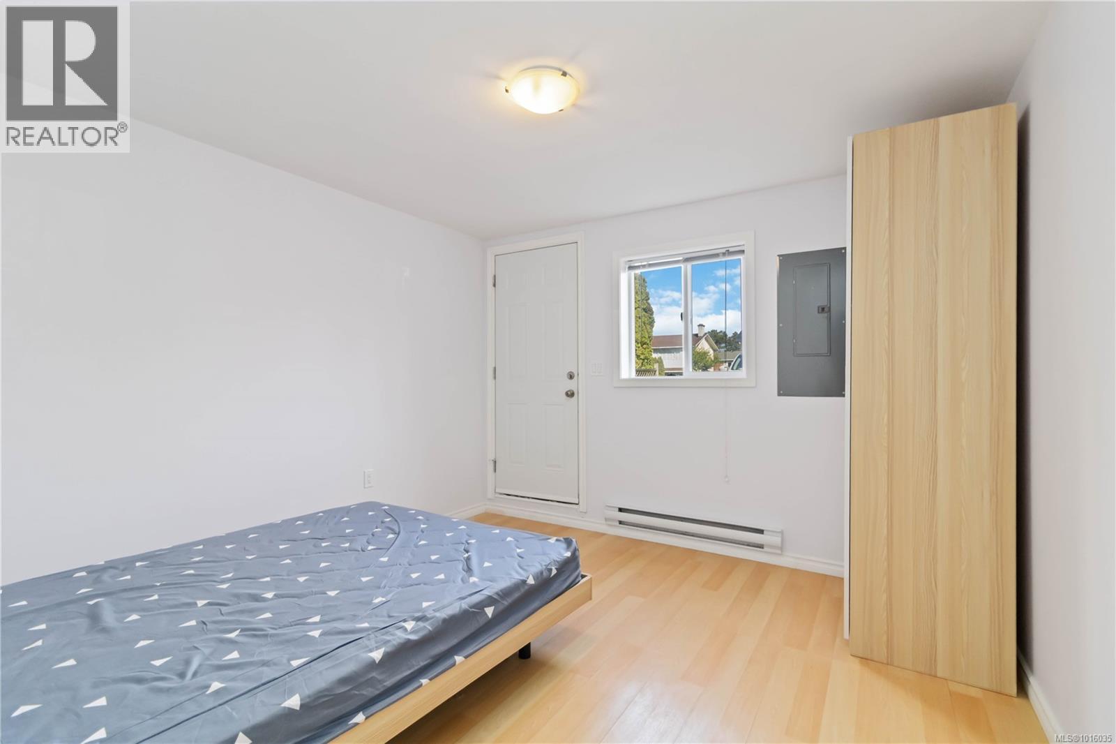  1817 Hartwood Place, Saanich