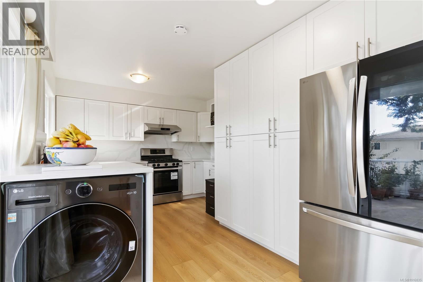  1817 Hartwood Place, Saanich