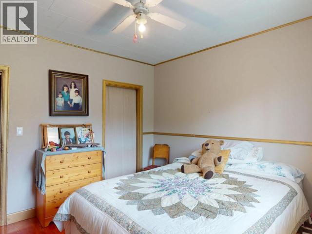 6475 SETON AVE, Powell River