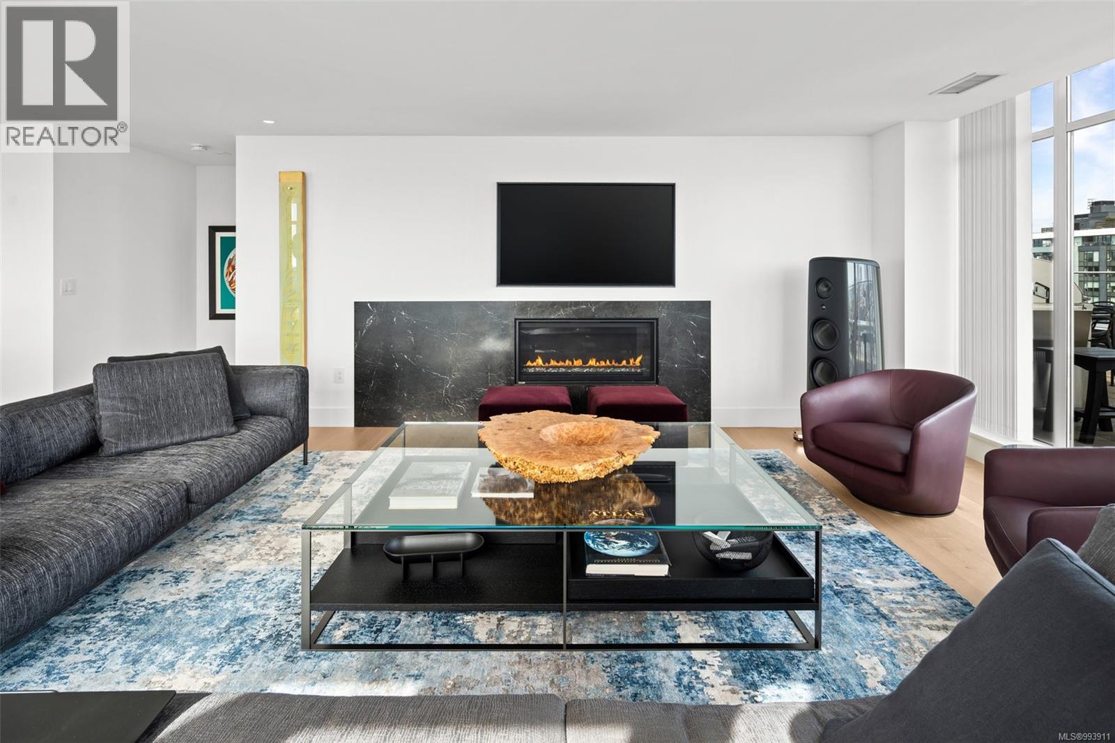 909/910 100 Saghalie Road, Victoria