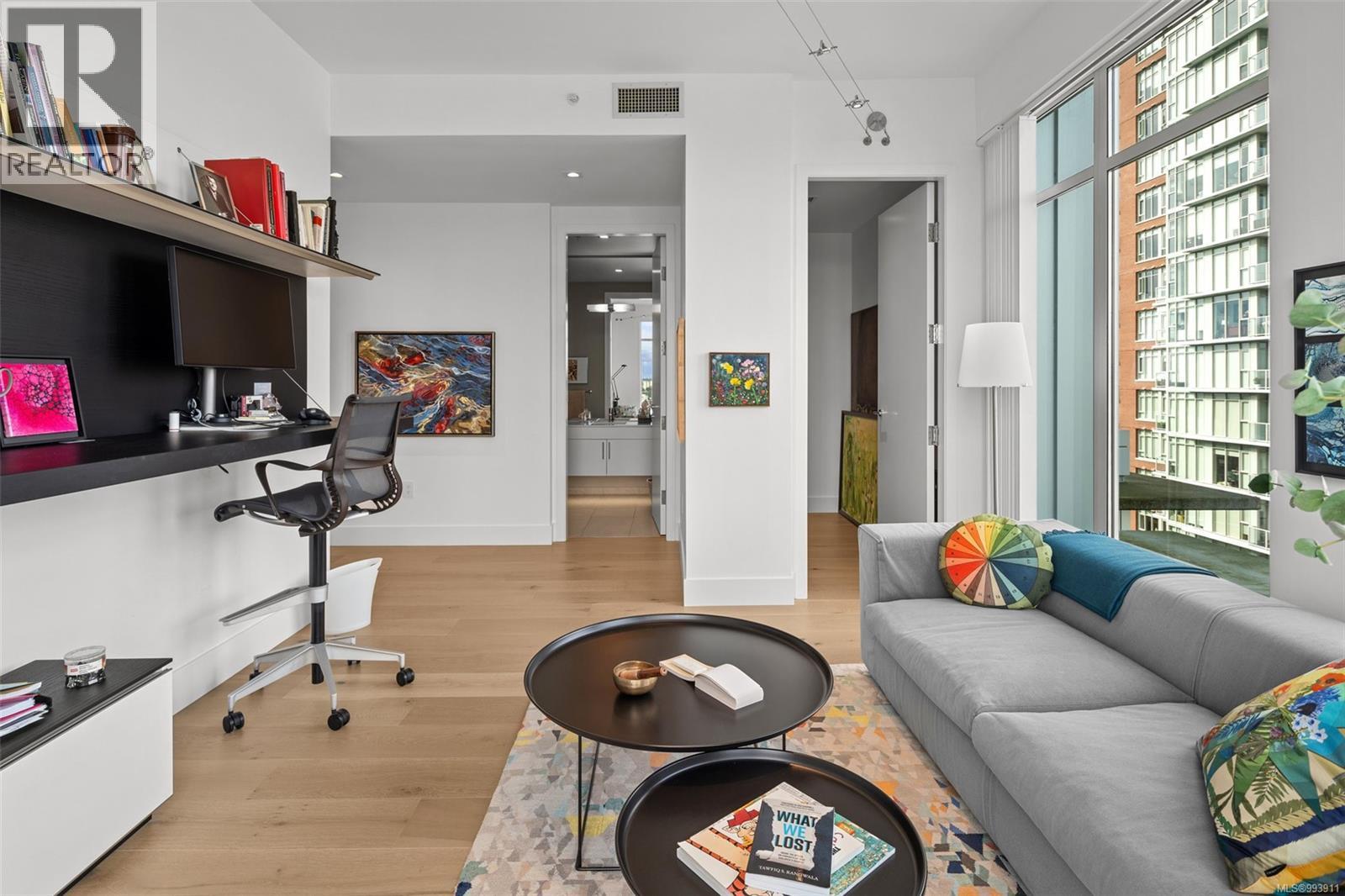 909/910 100 Saghalie Road, Victoria