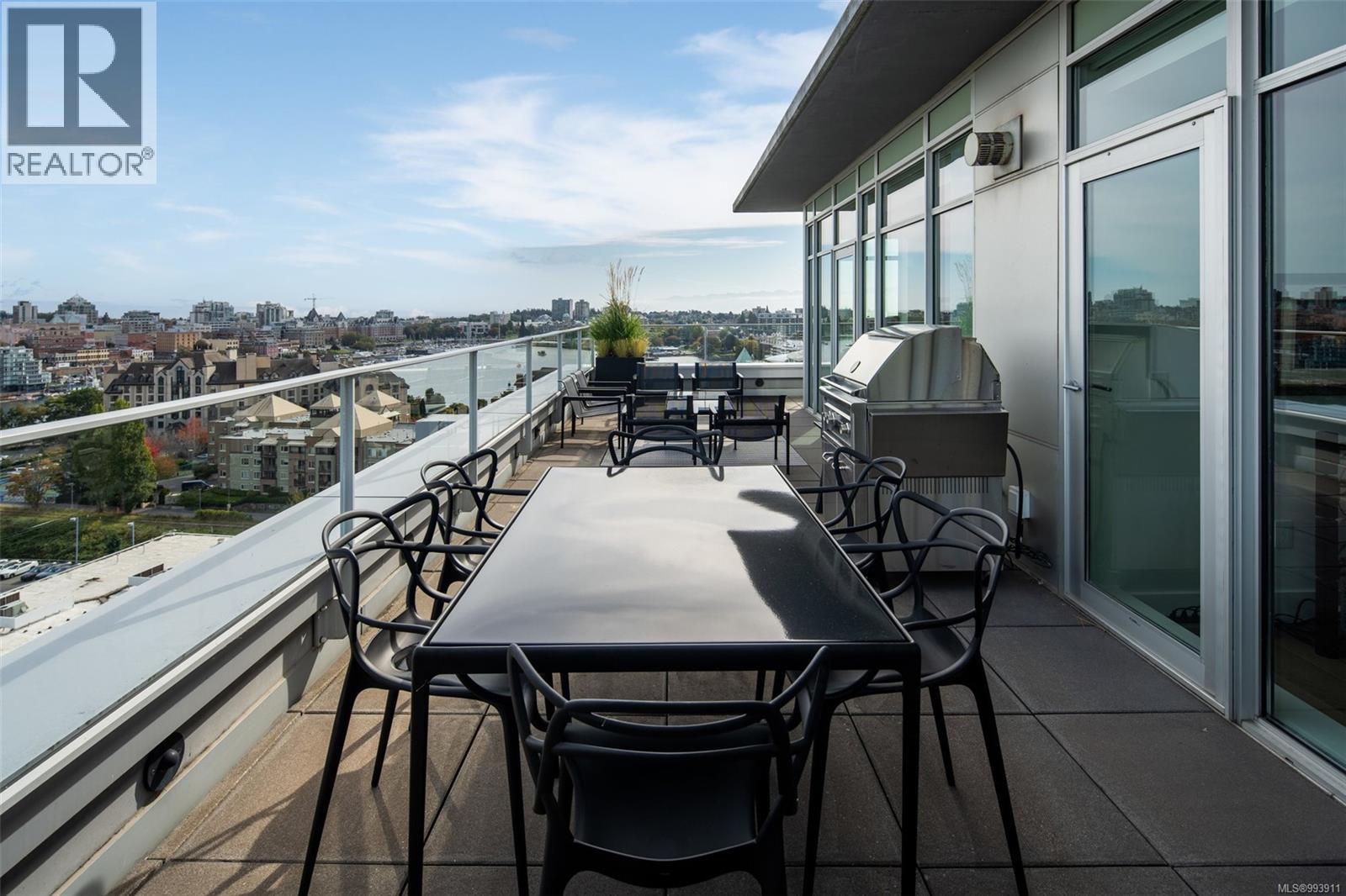 909/910 100 Saghalie Road, Victoria