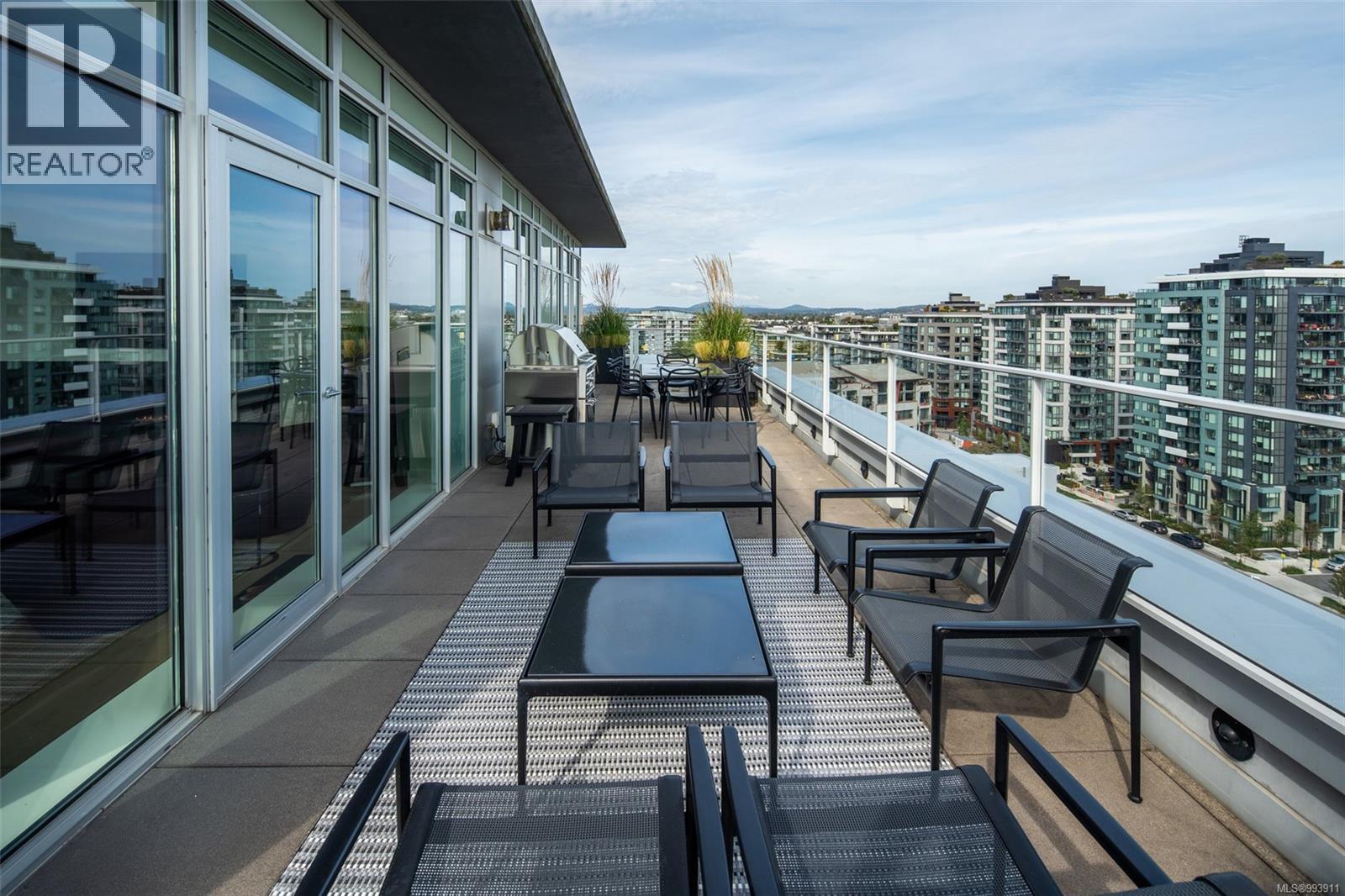 909/910 100 Saghalie Road, Victoria