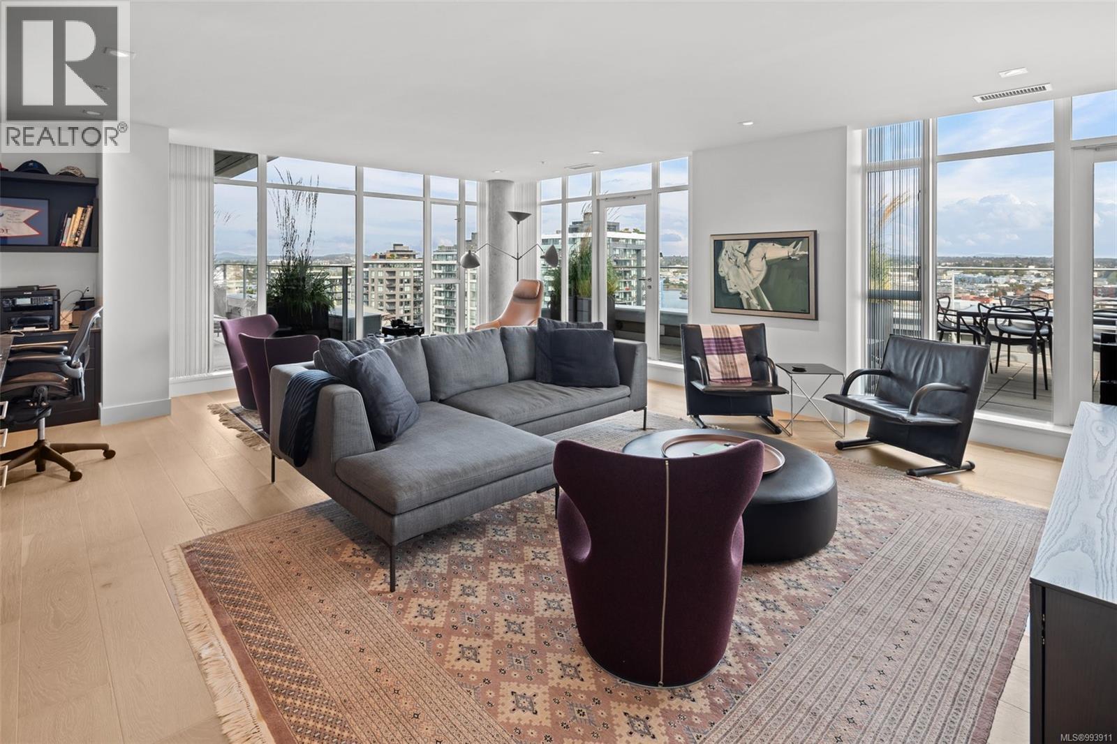 909/910 100 Saghalie Road, Victoria
