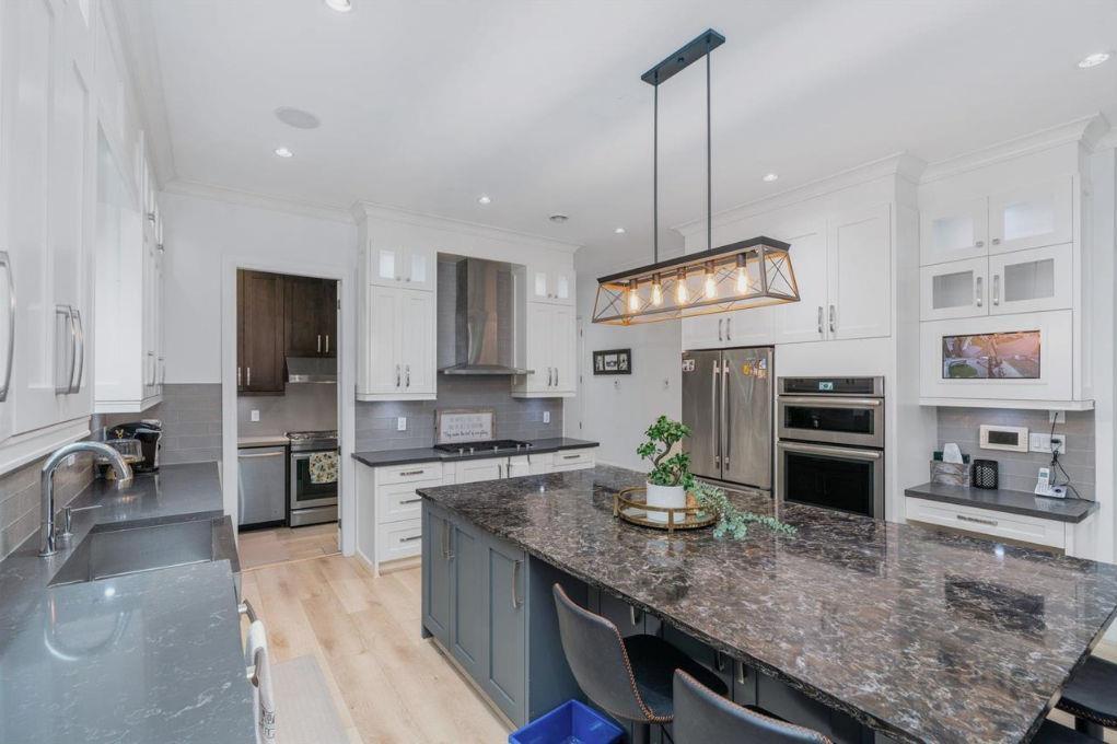 11897 82 AVENUE, Delta