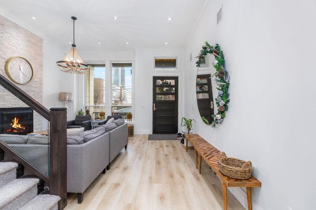 11897 82 AVENUE, Delta