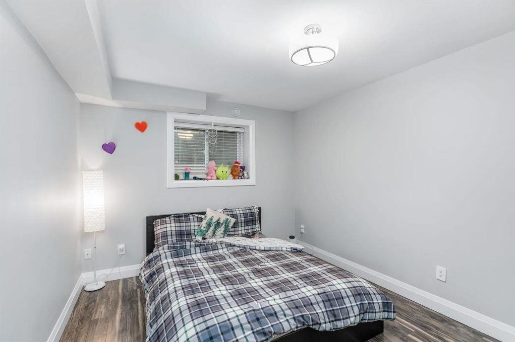 11897 82 AVENUE, Delta