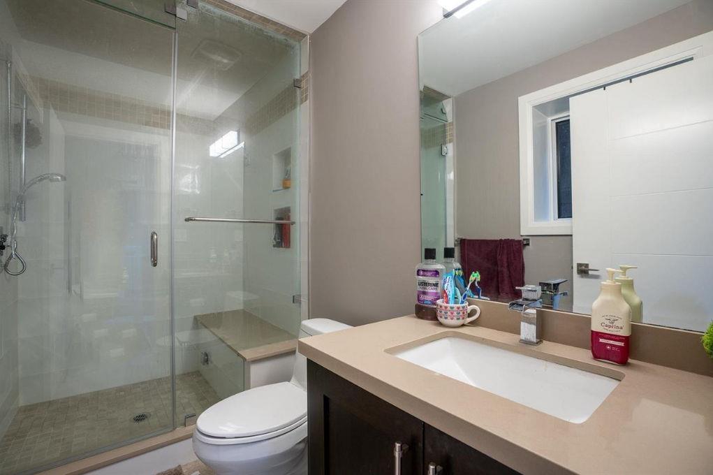 11897 82 AVENUE, Delta