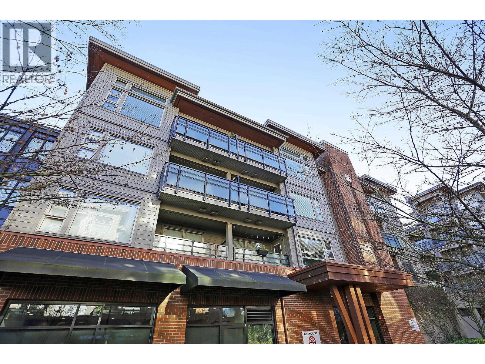 306 1673 LLOYD AVENUE, North Vancouver