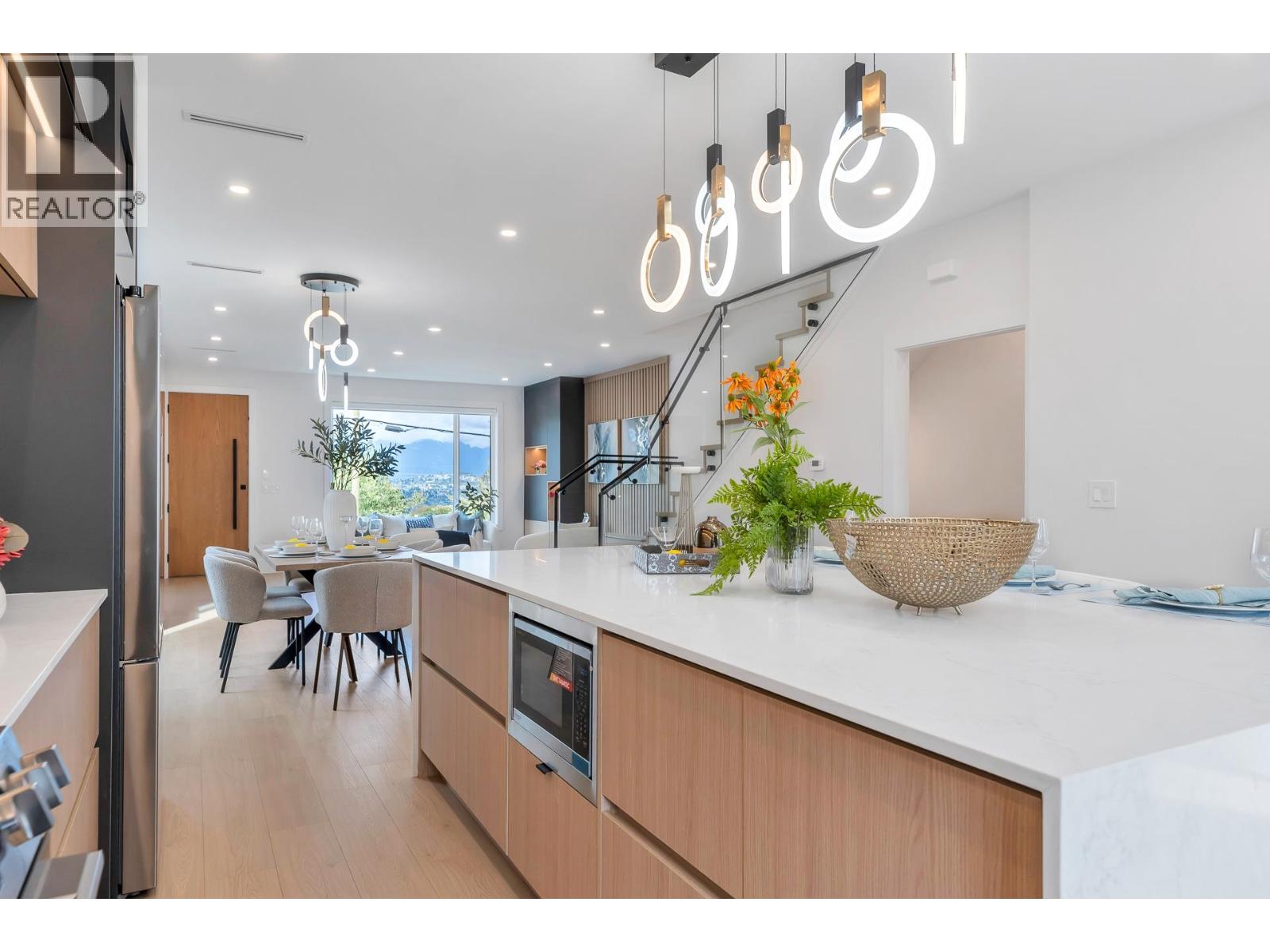 1 7750 MAYFIELD STREET, Burnaby