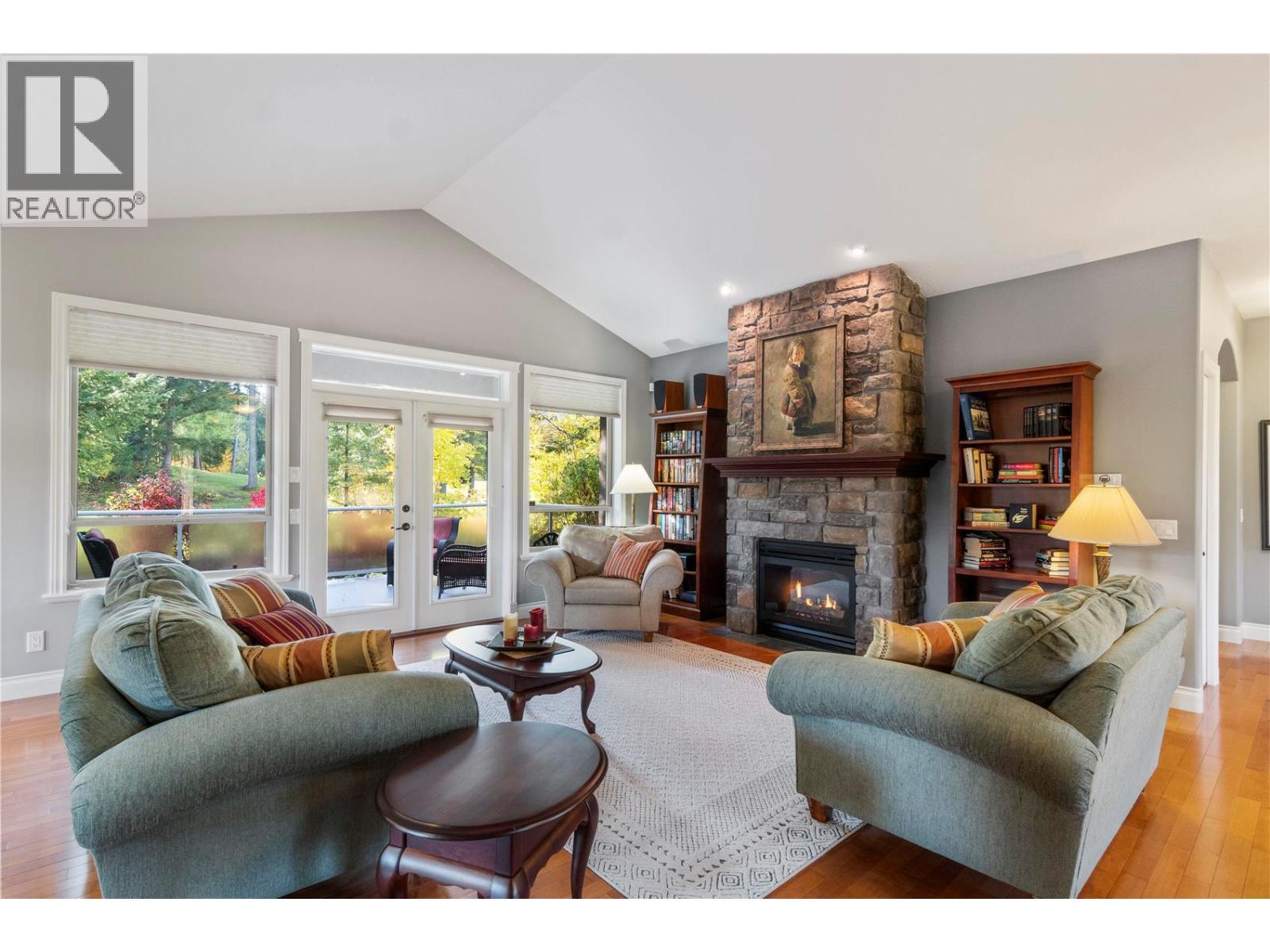 2706 Golf Course Drive, Blind Bay