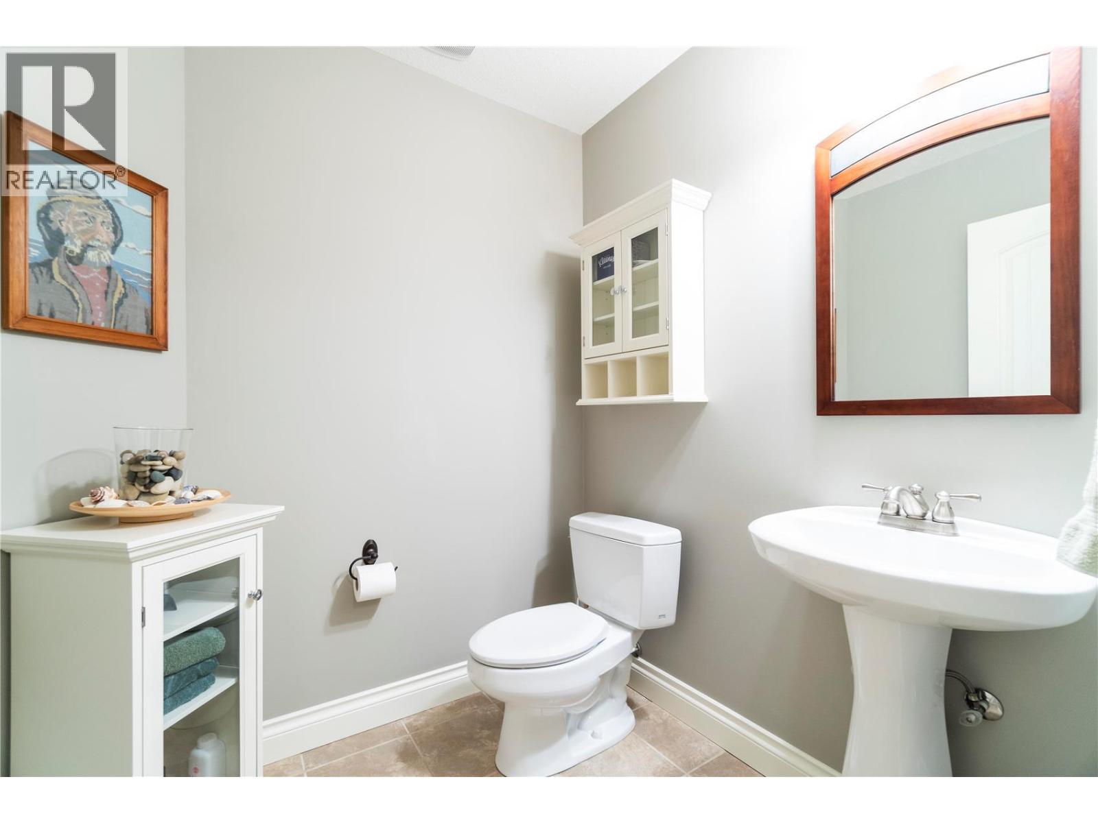  2706 Golf Course Drive, Blind Bay