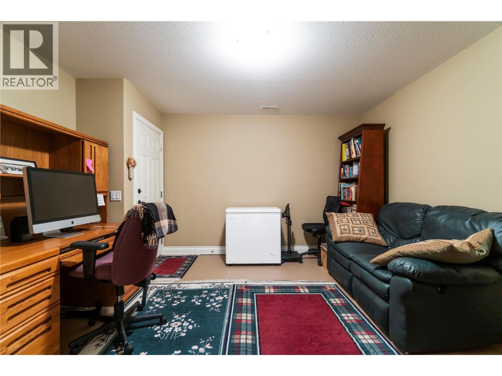  2706 Golf Course Drive, Blind Bay