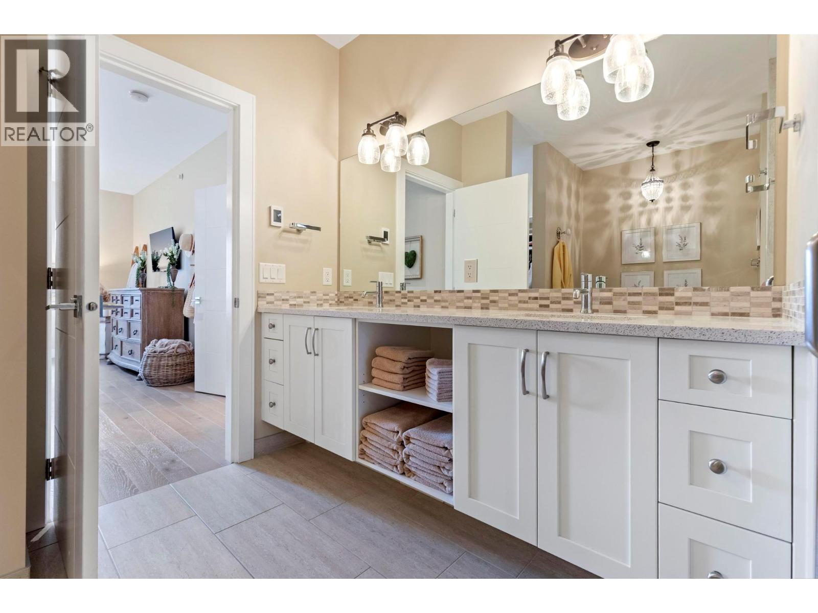  1768 Slateview Crescent, Lake Country