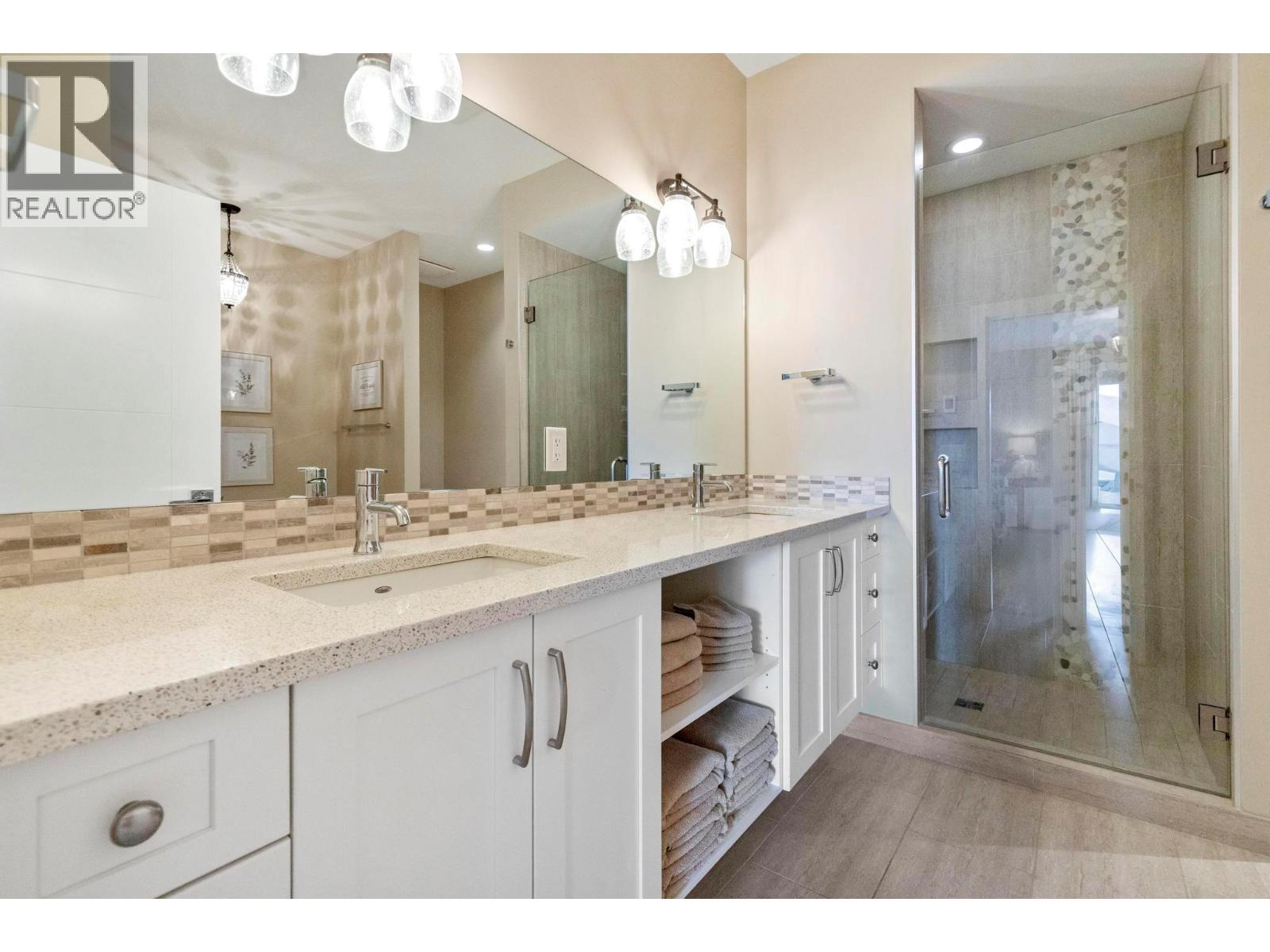  1768 Slateview Crescent, Lake Country