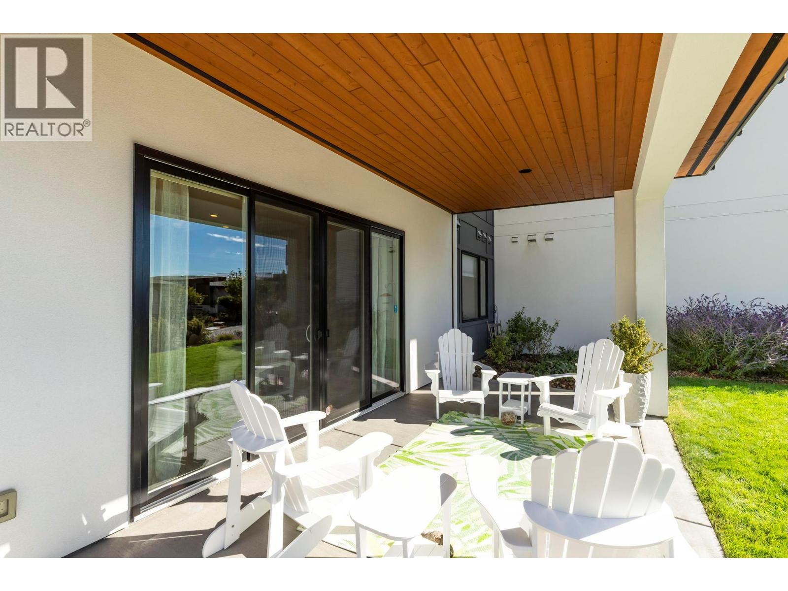  1768 Slateview Crescent, Lake Country