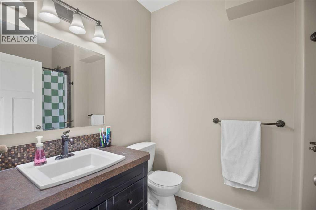 42 Iron Wolf Court, Lacombe