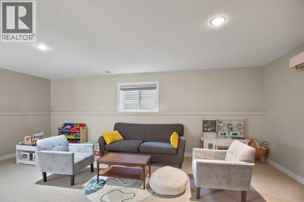 42 Iron Wolf Court, Lacombe