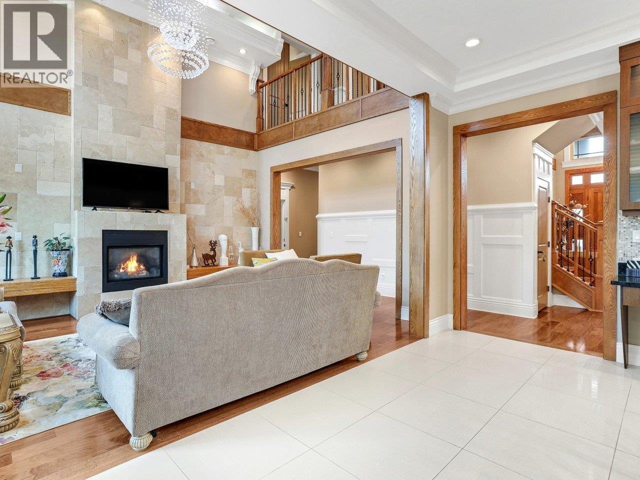 8260 GILBERT ROAD, Richmond