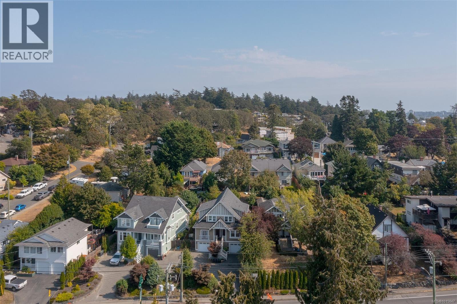  656 Admirals Road, Esquimalt
