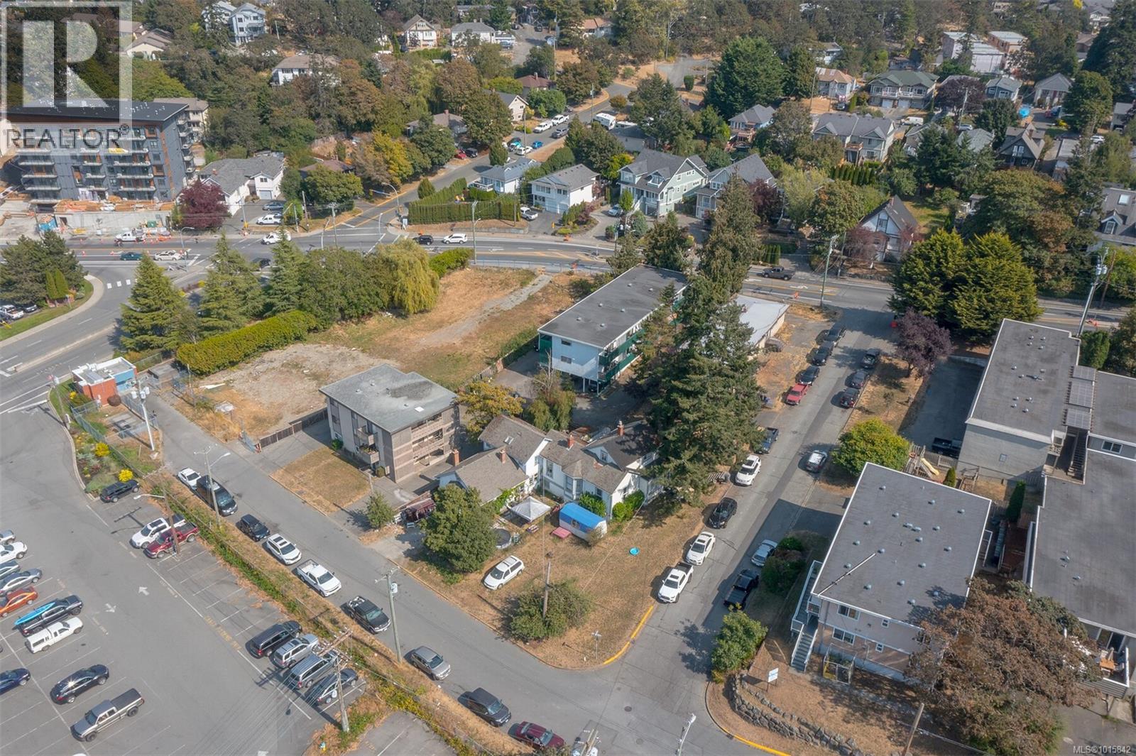  656 Admirals Road, Esquimalt