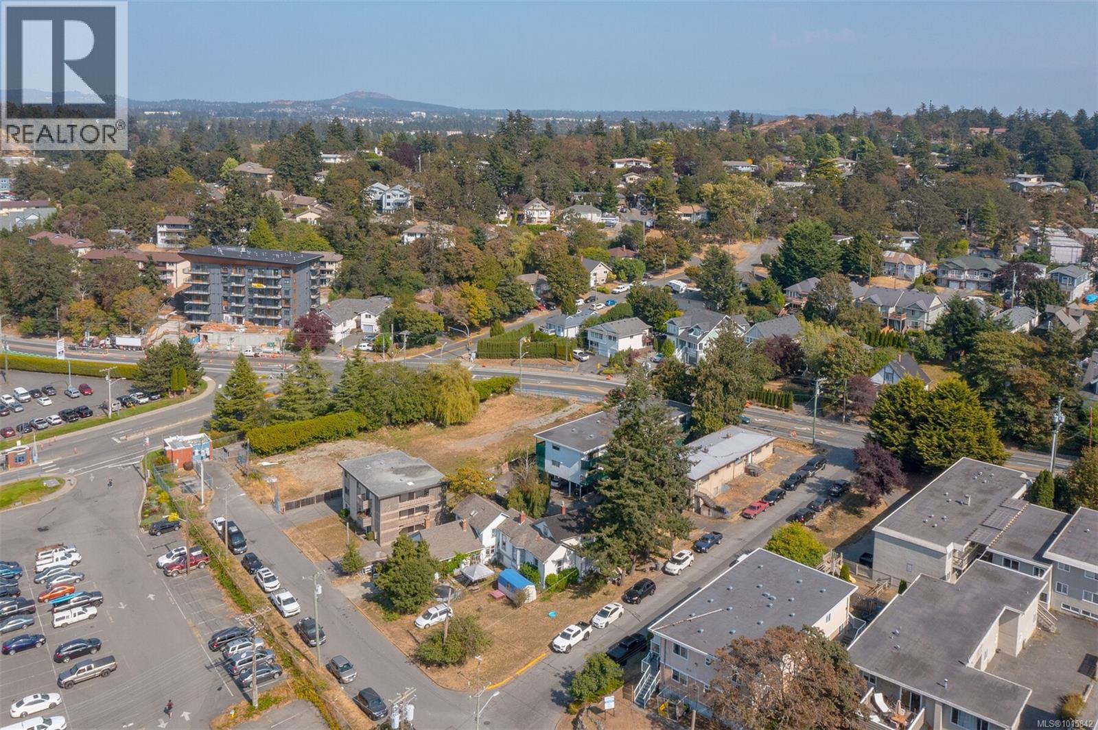  656 Admirals Road, Esquimalt