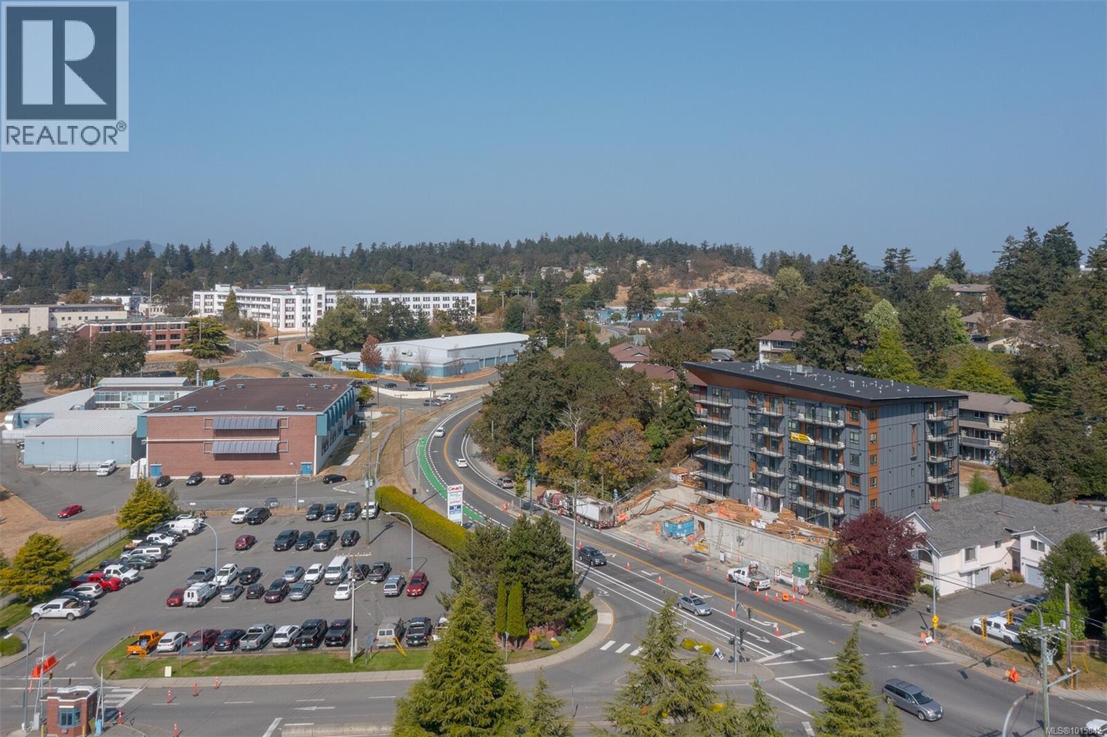 656 Admirals Rd - 27