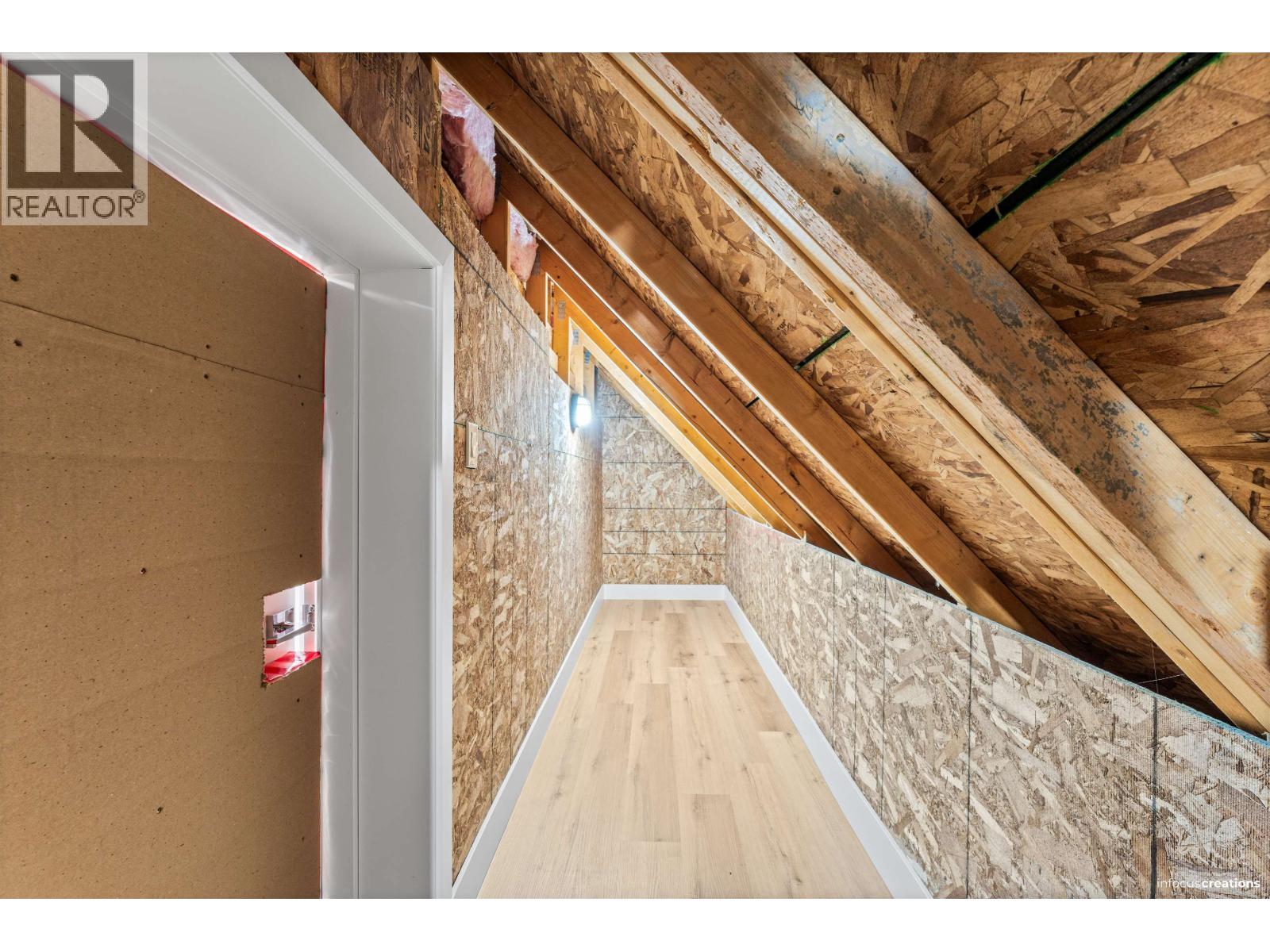 5754 16A Avenue, Delta