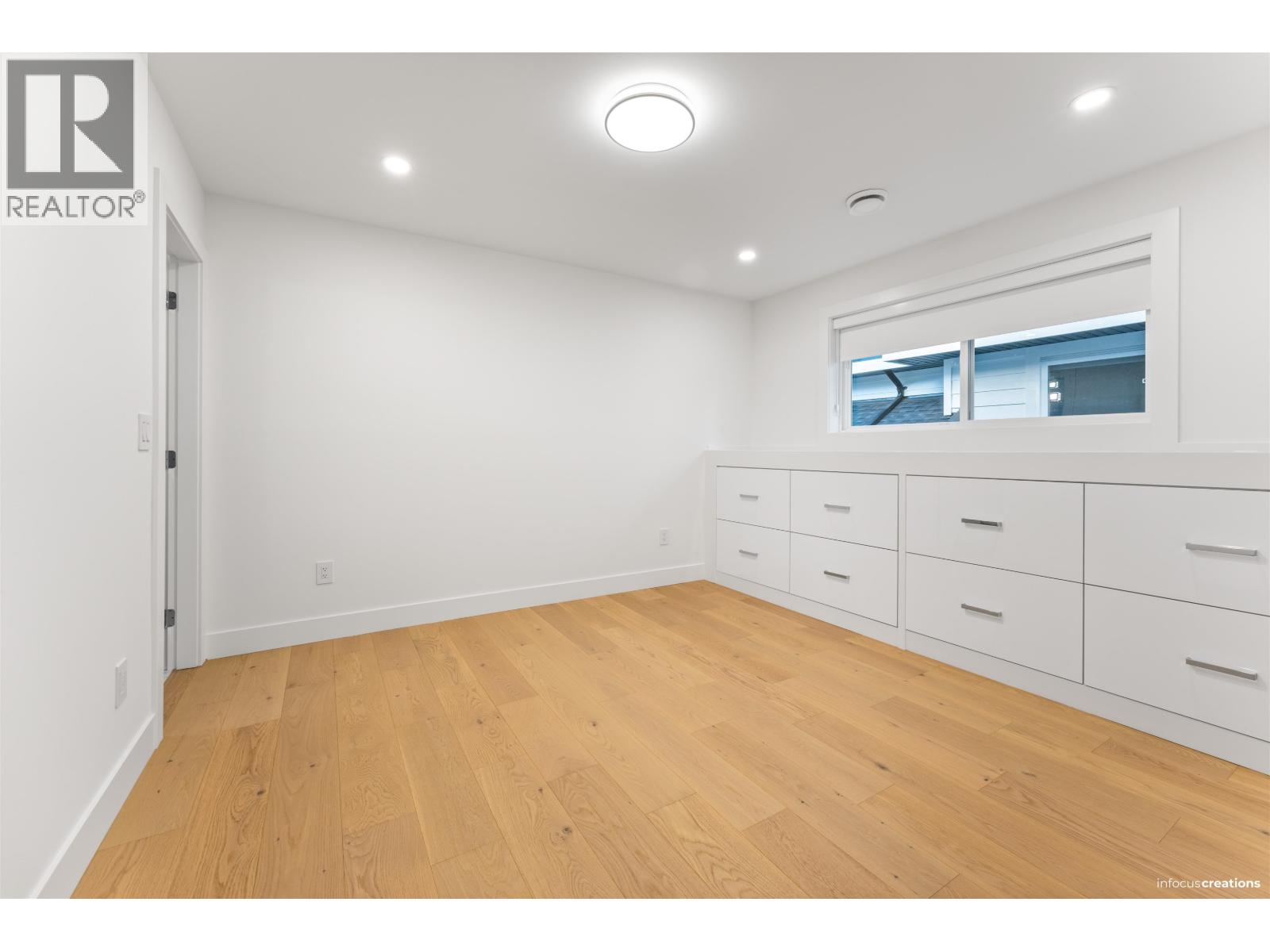 5754 16A Avenue, Delta