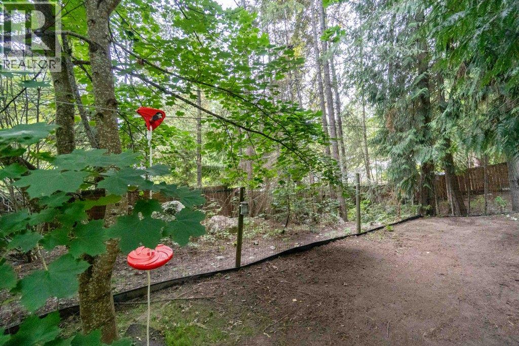  9048 Hummingbird Drive, Swansea Point