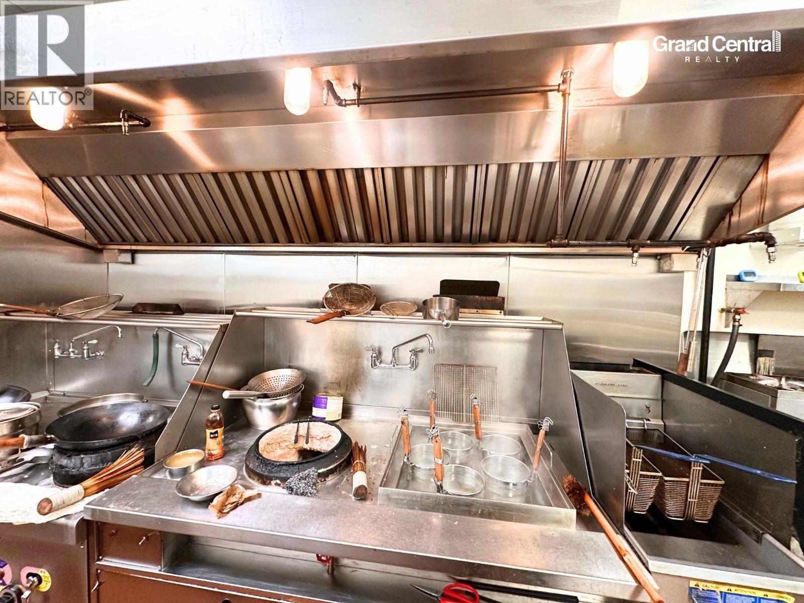 168 7911 ALDERBRIDGE WAY, Richmond