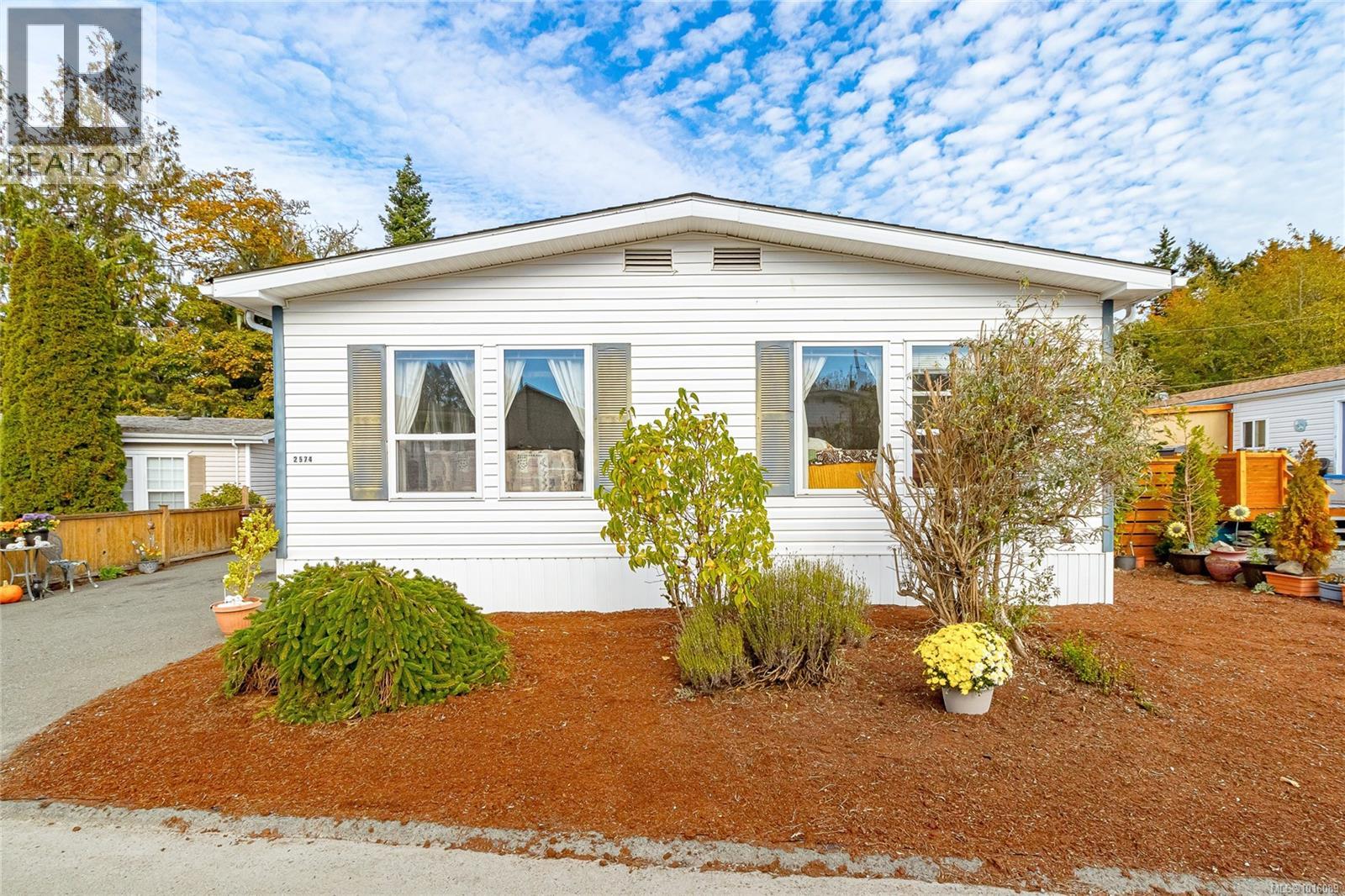  2574 Heron Way, Central Saanich