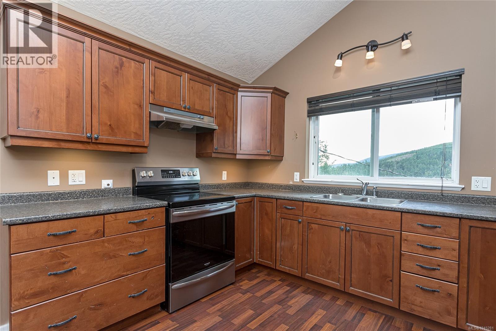 1759 Martini Way, Qualicum Beach