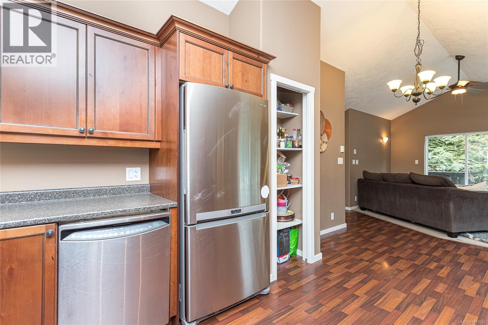 1759 Martini Way, Qualicum Beach