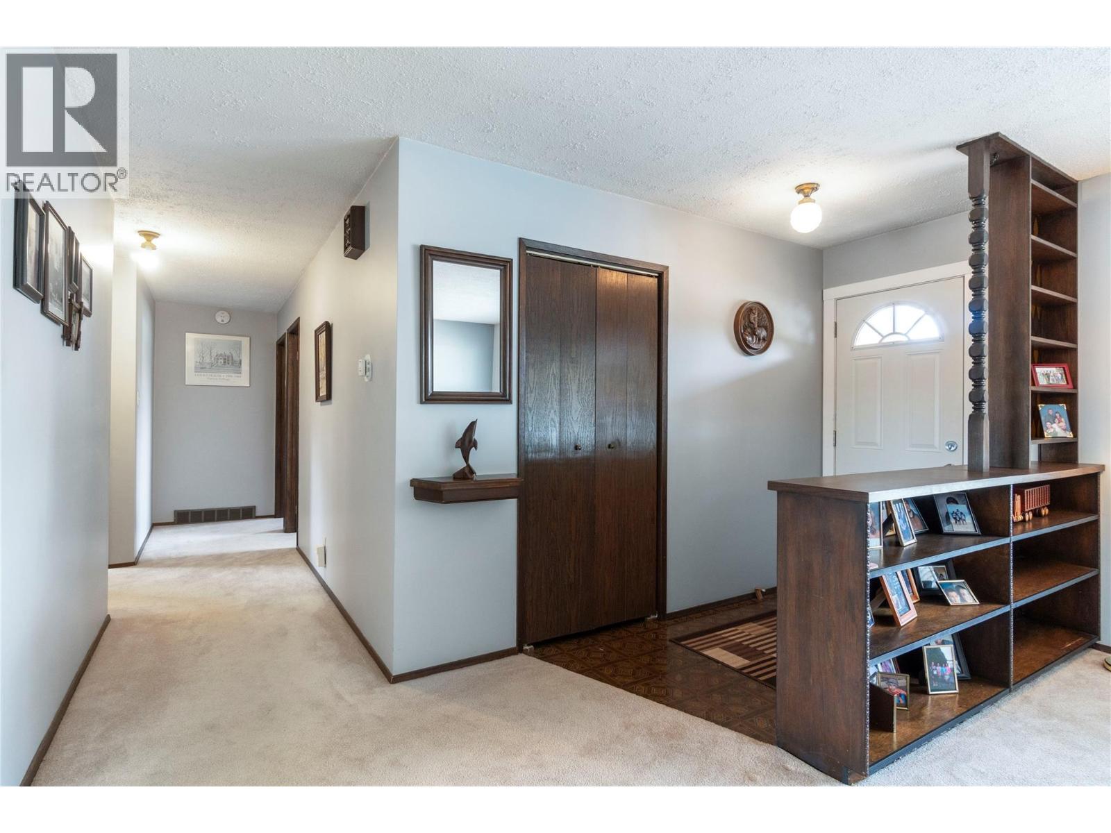 414 Pine Street, Chase