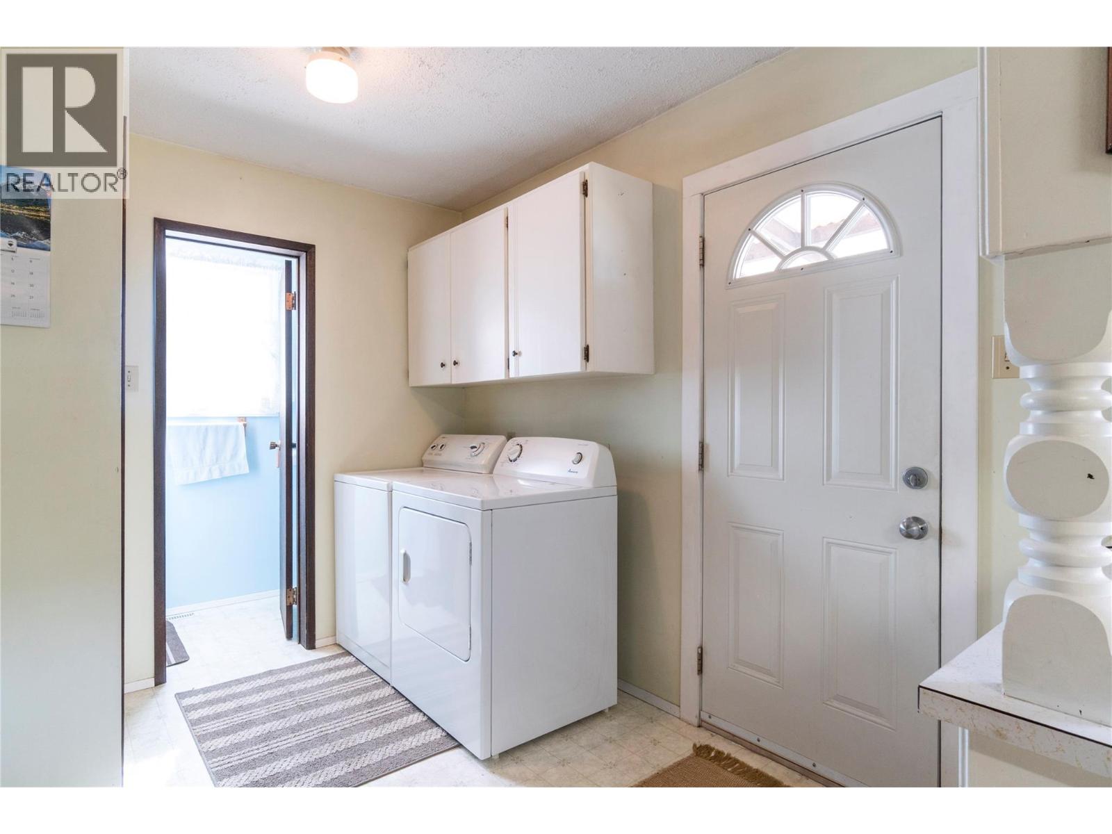 414 Pine Street, Chase