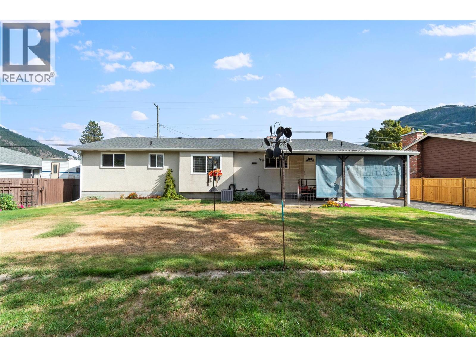 414 Pine Street, Chase