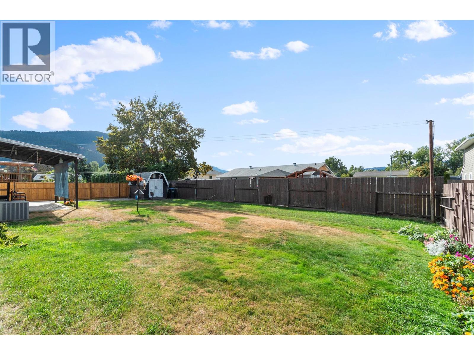 414 Pine Street, Chase